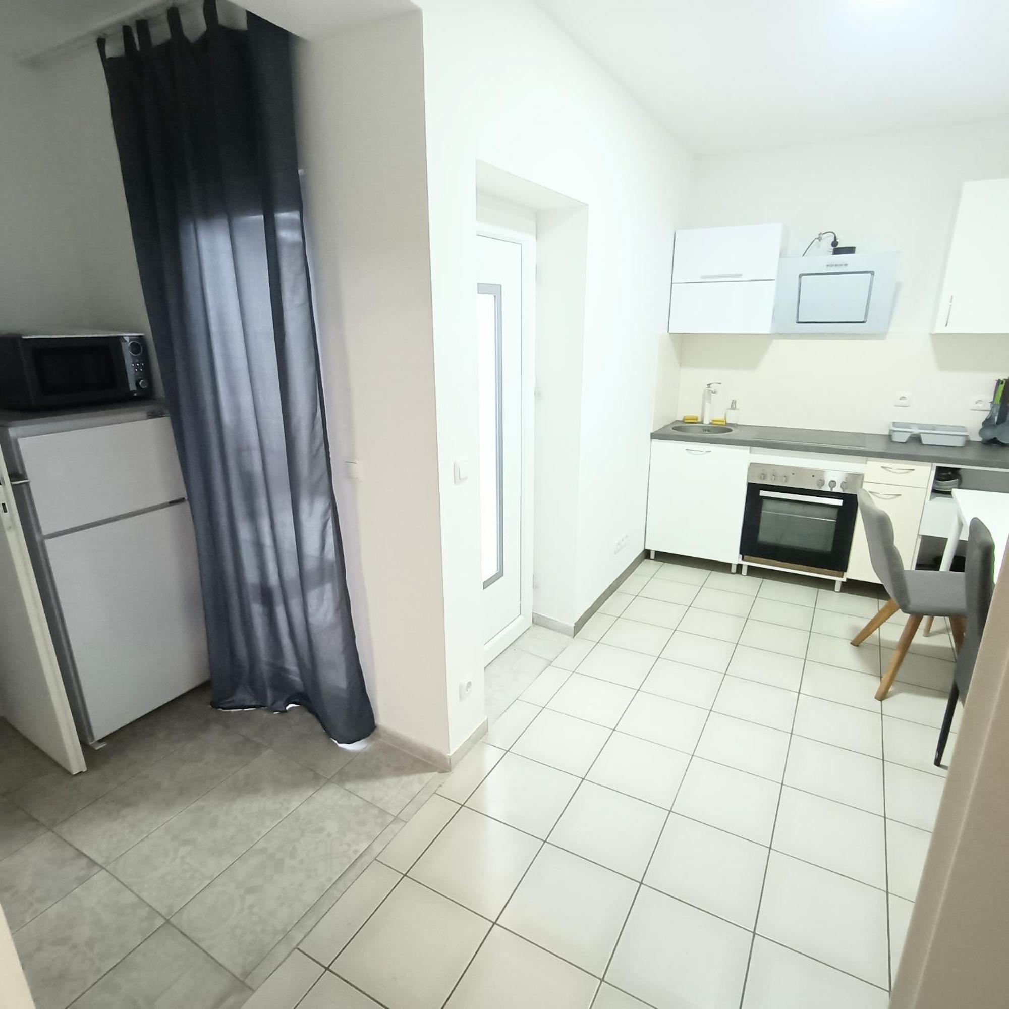 Fmi 9 Accommodation Raunheim Ngoại thất bức ảnh